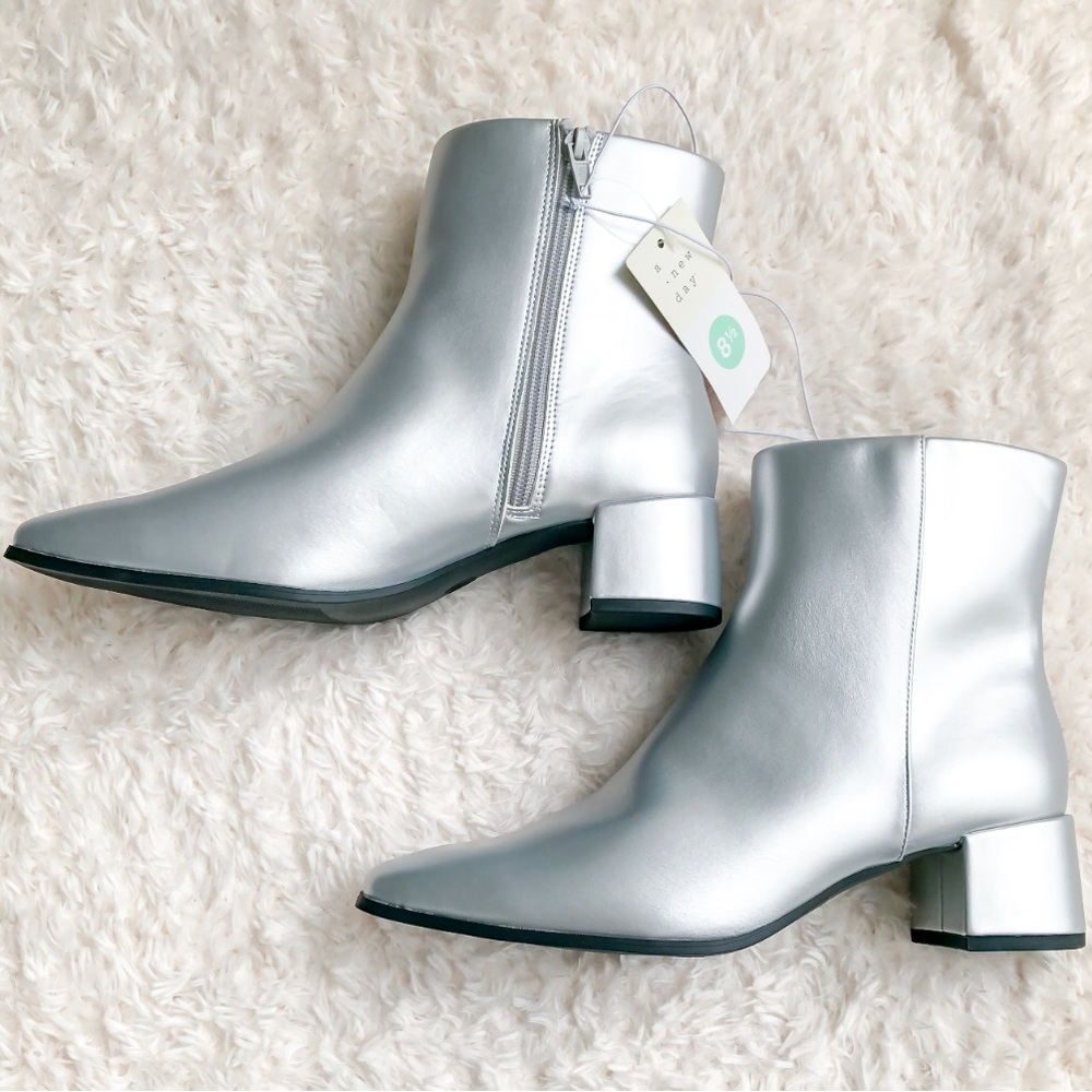 A New Day Delilah silver dress booties size 8.5 NEW (fits 9.5-10)